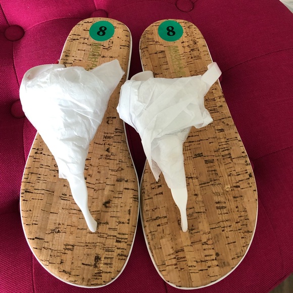 Michael Kors MK Charm Jelly PVC Flip Flop Sandal - Picture 7 of 7